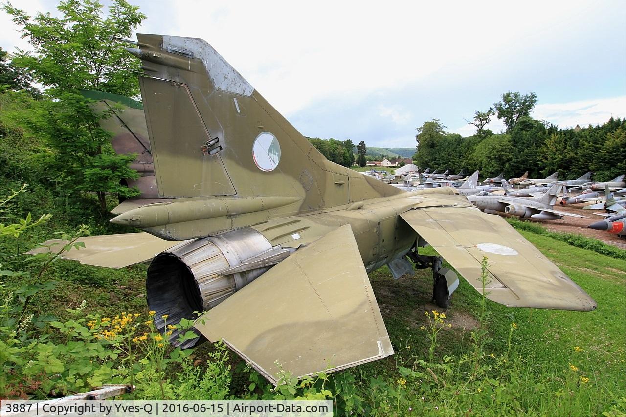 3887, Mikoyan-Gurevich MiG-23MF C/N 0390213887, Mikoyan-Gurevich MiG-23MF, Savigny-Les Beaune Museum