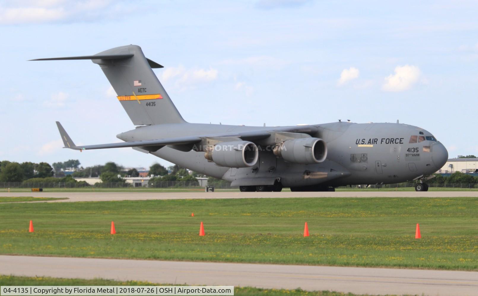 04-4135, 2005 Boeing C-17A Globemaster III C/N P-135, C-17A