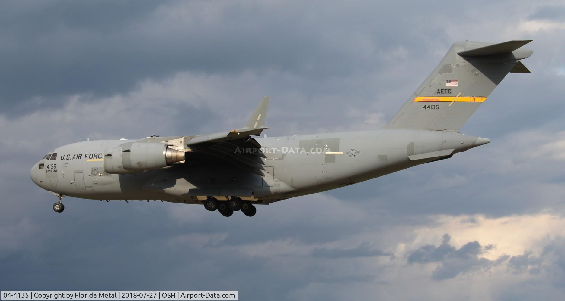 04-4135, 2005 Boeing C-17A Globemaster III C/N P-135, C-17A