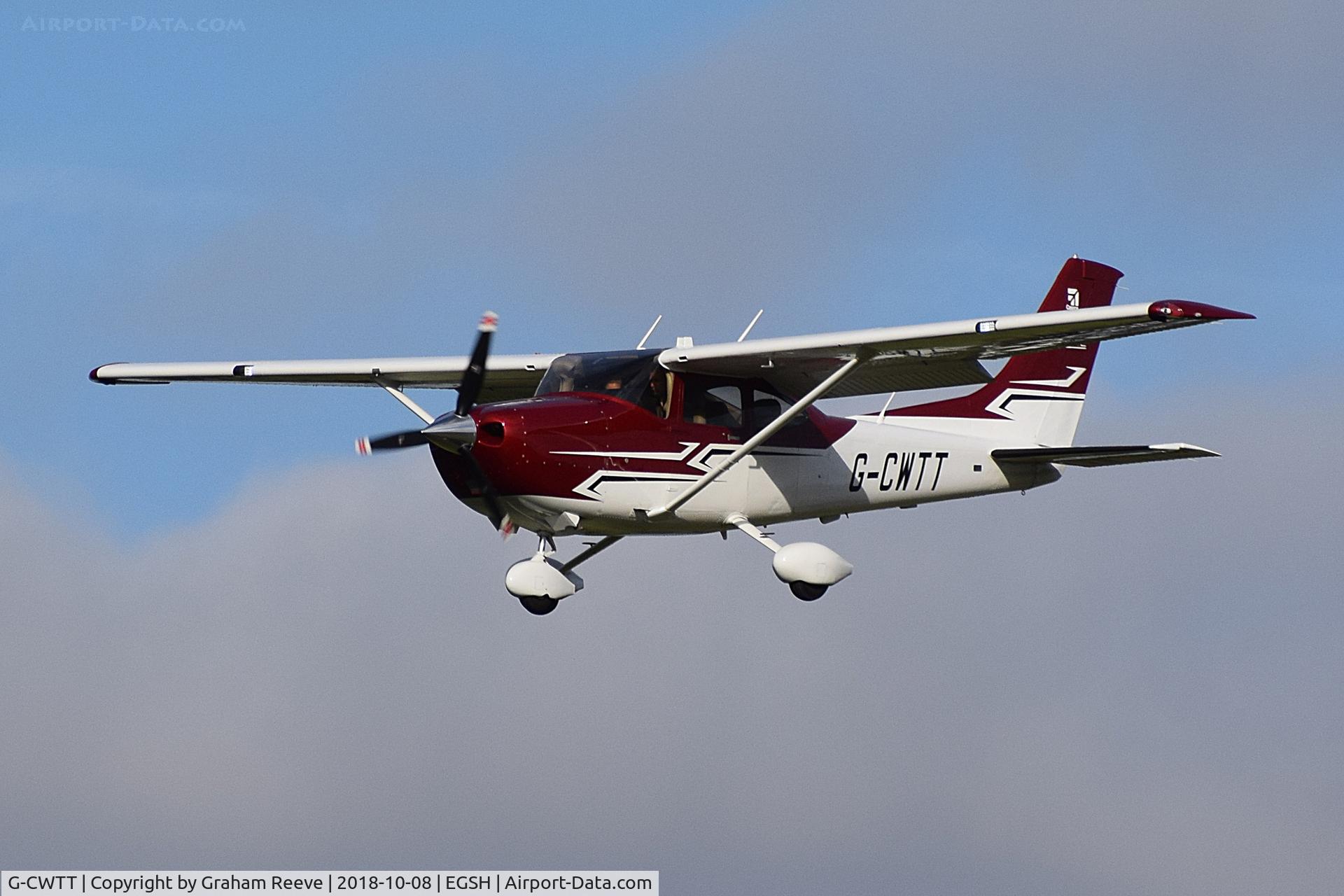 G-CWTT, 2017 Cessna 182T Skylane C/N 18283029, Landing at Norwich.