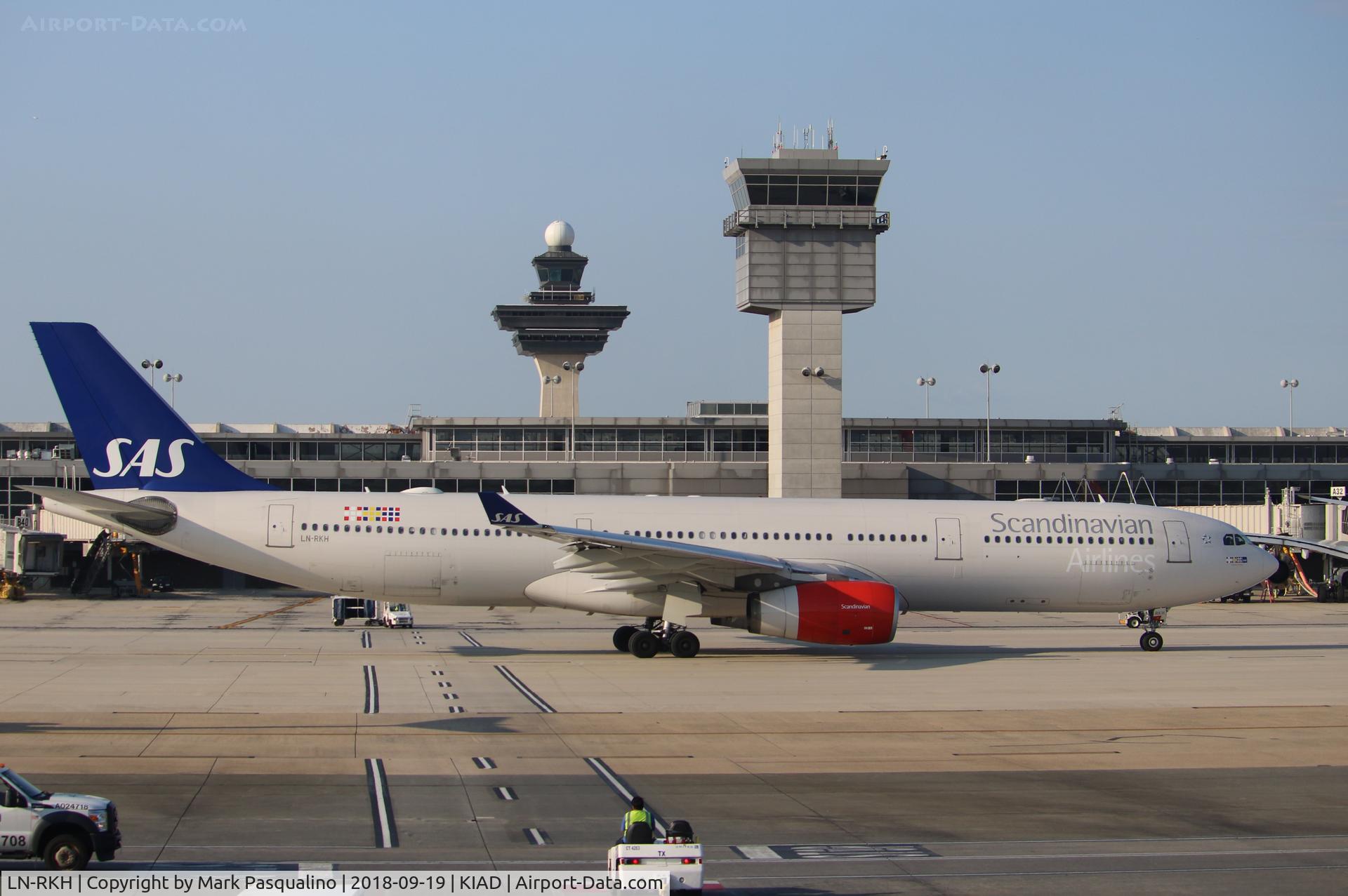 LN-RKH, 2002 Airbus A330-343 C/N 497, Airbus A330-343