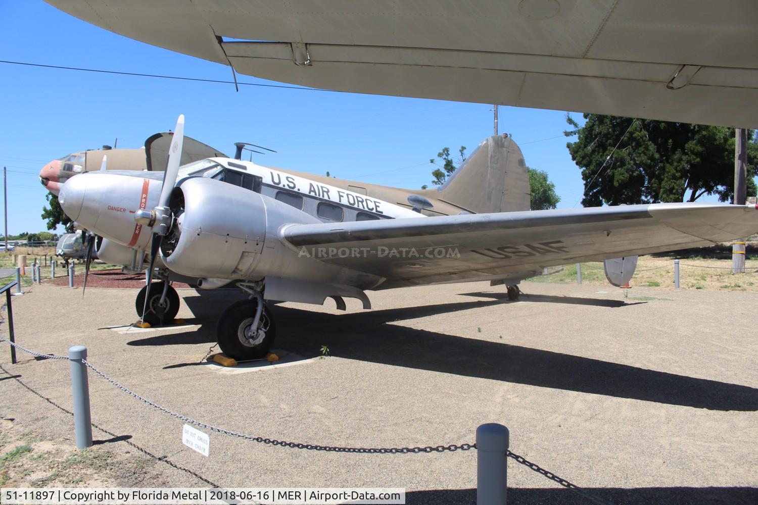 51-11897, 1951 Beech C-45G Expeditor C/N AF-454, C-45G