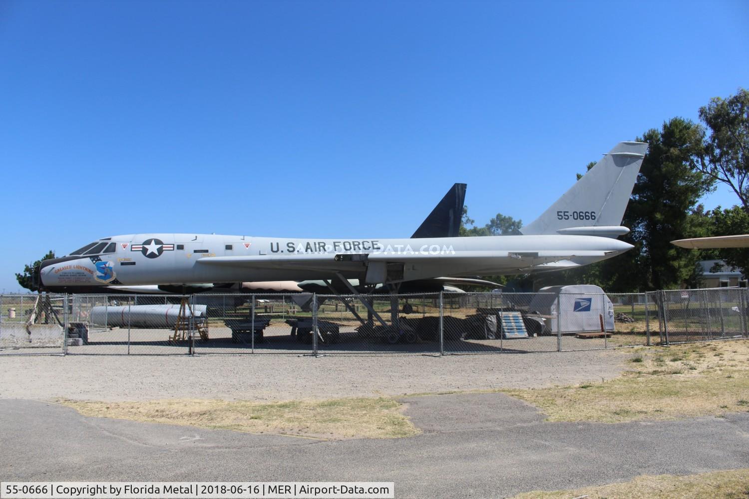 55-0666, 1955 Convair B-58A Hustler C/N 7, B-58A