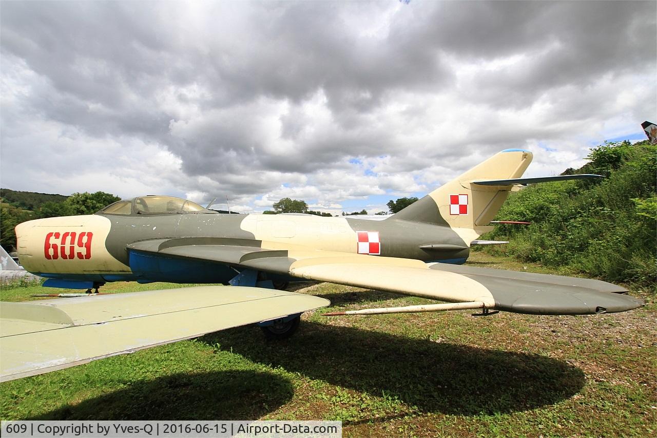 609, PZL-Mielec Lim-5P C/N 1D-0609, PZL-Mielec Lim-5P, Savigny-Les Beaune Museum