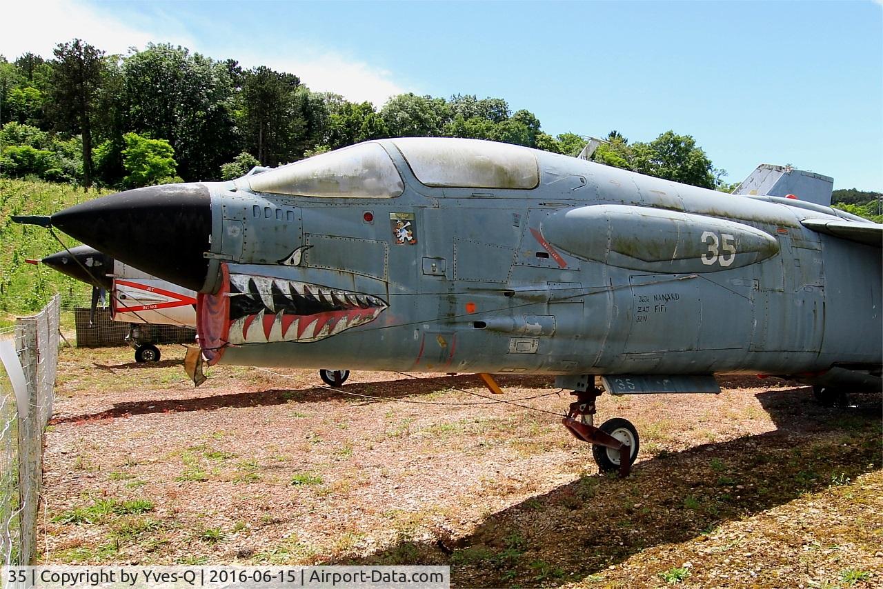 35, Vought F-8E(FN) Crusader C/N 1252, Vought F-8E(FN) Crusader, Savigny-Les Beaune Museum