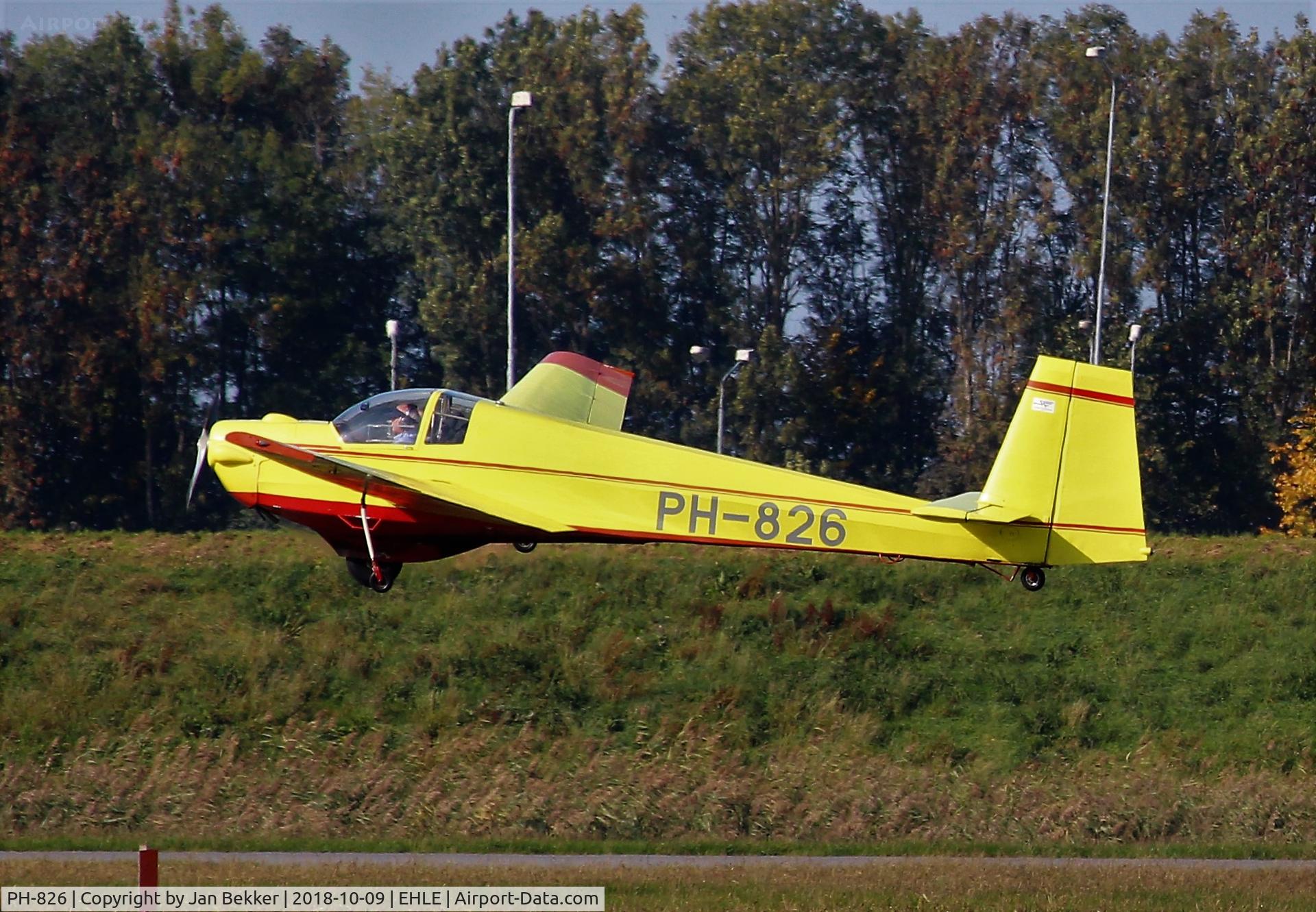 PH-826, Sportavia-Putzer SF-25B Falke C/N 4812, Lelystad Airport