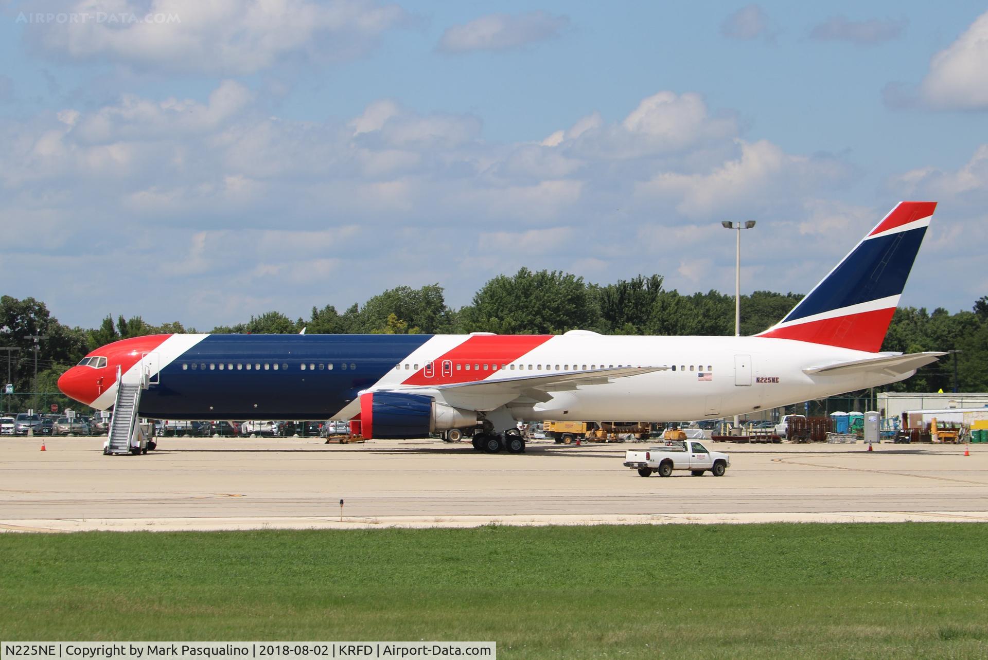 N225NE, 1991 Boeing 767-323/ER C/N 25194, Boeing 767-323/ER