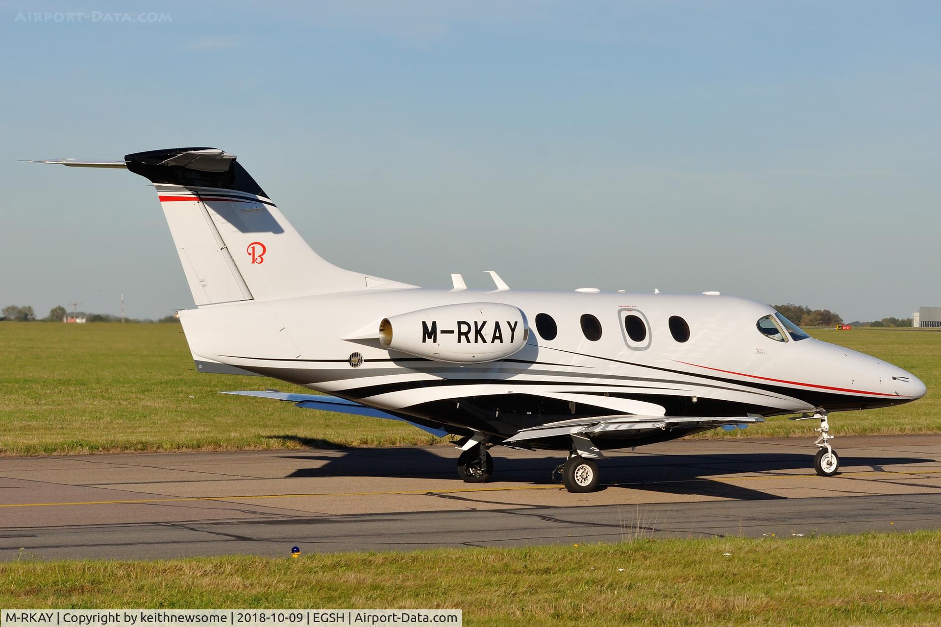 M-RKAY, 2003 Raytheon 390 Premier I C/N RB-88, Leaving Norwich.