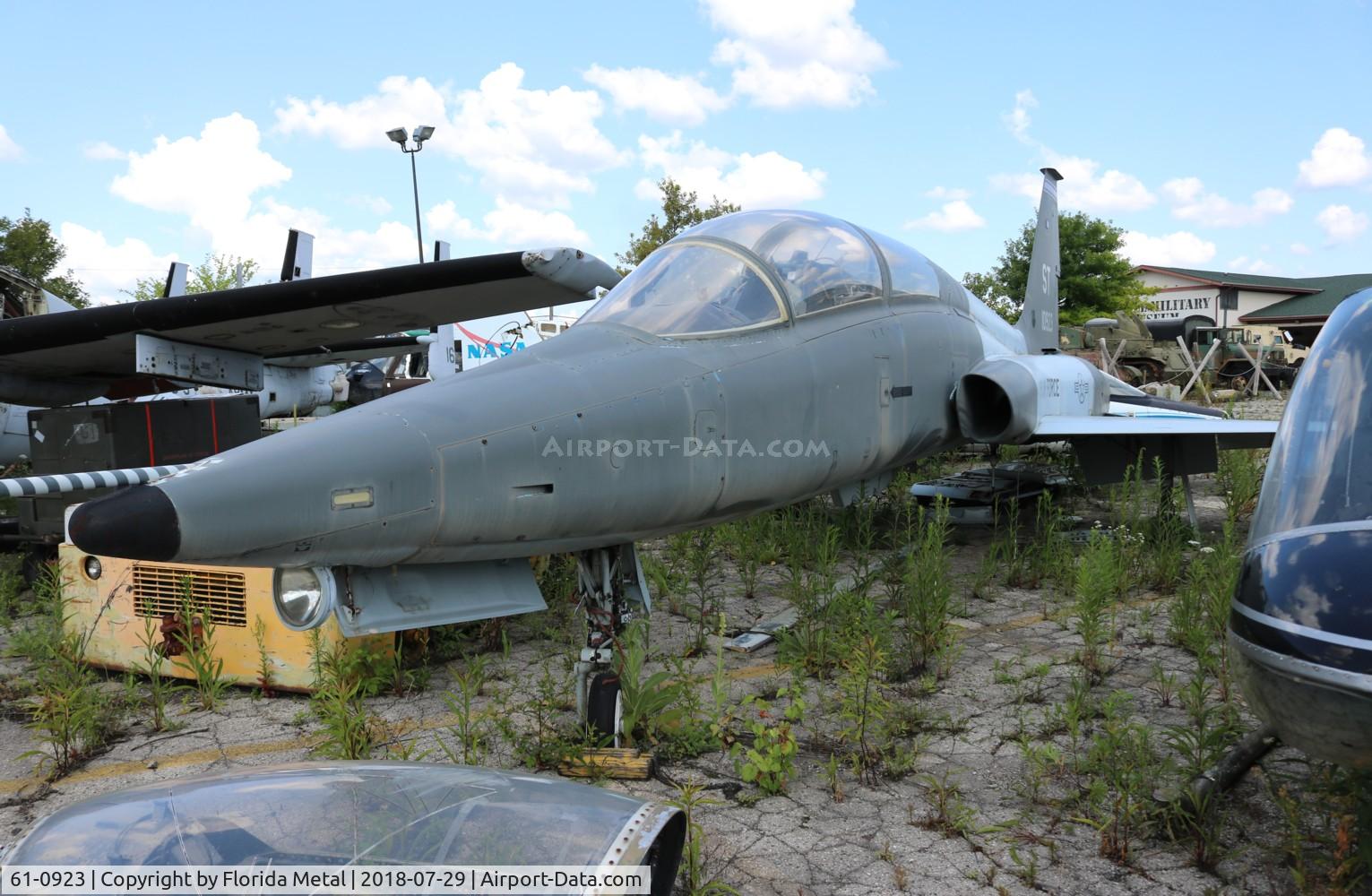 61-0923, 1961 Northrop AT-38B-40-NO Talon C/N N.5289, AT-38B at Russell Military Museum