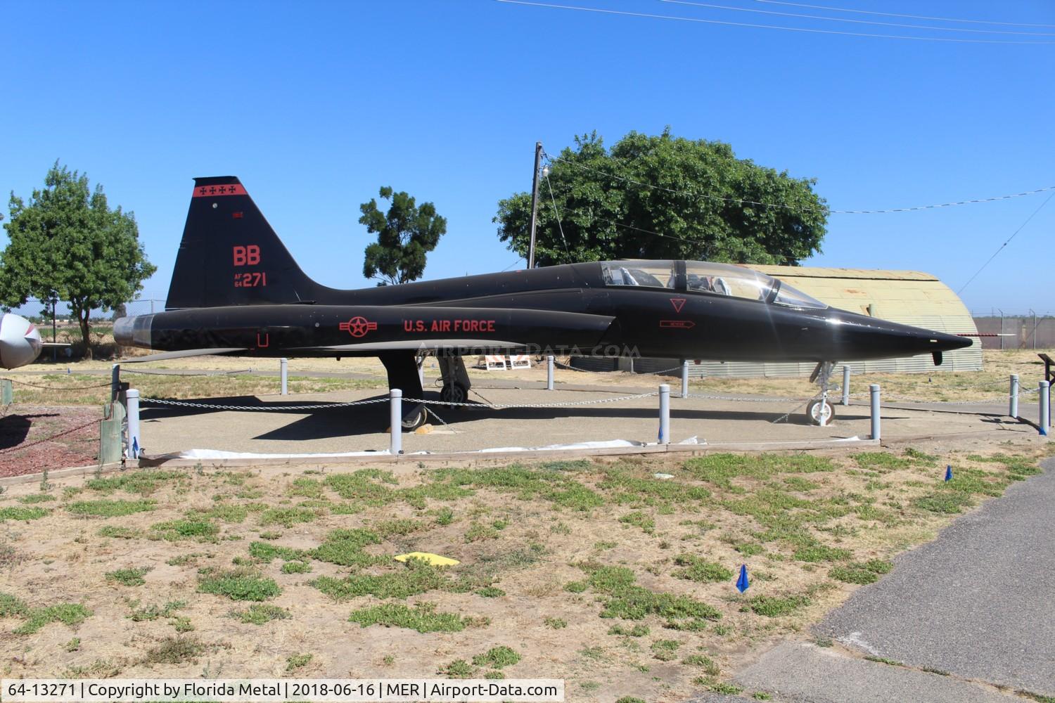 64-13271, 1964 Northrop T-38A Talon C/N N.5700, T-38A