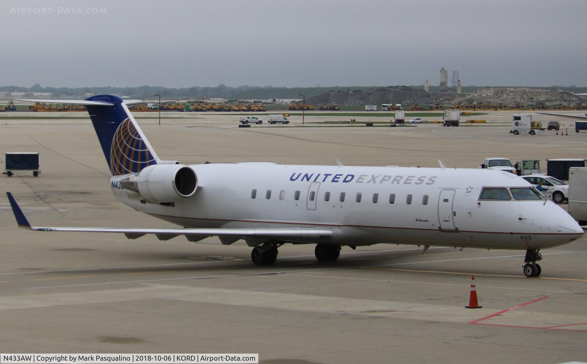 N433AW, 1999 Canadair CRJ-200LR (CL-600-2B19) C/N 7289, CL-600-2B19