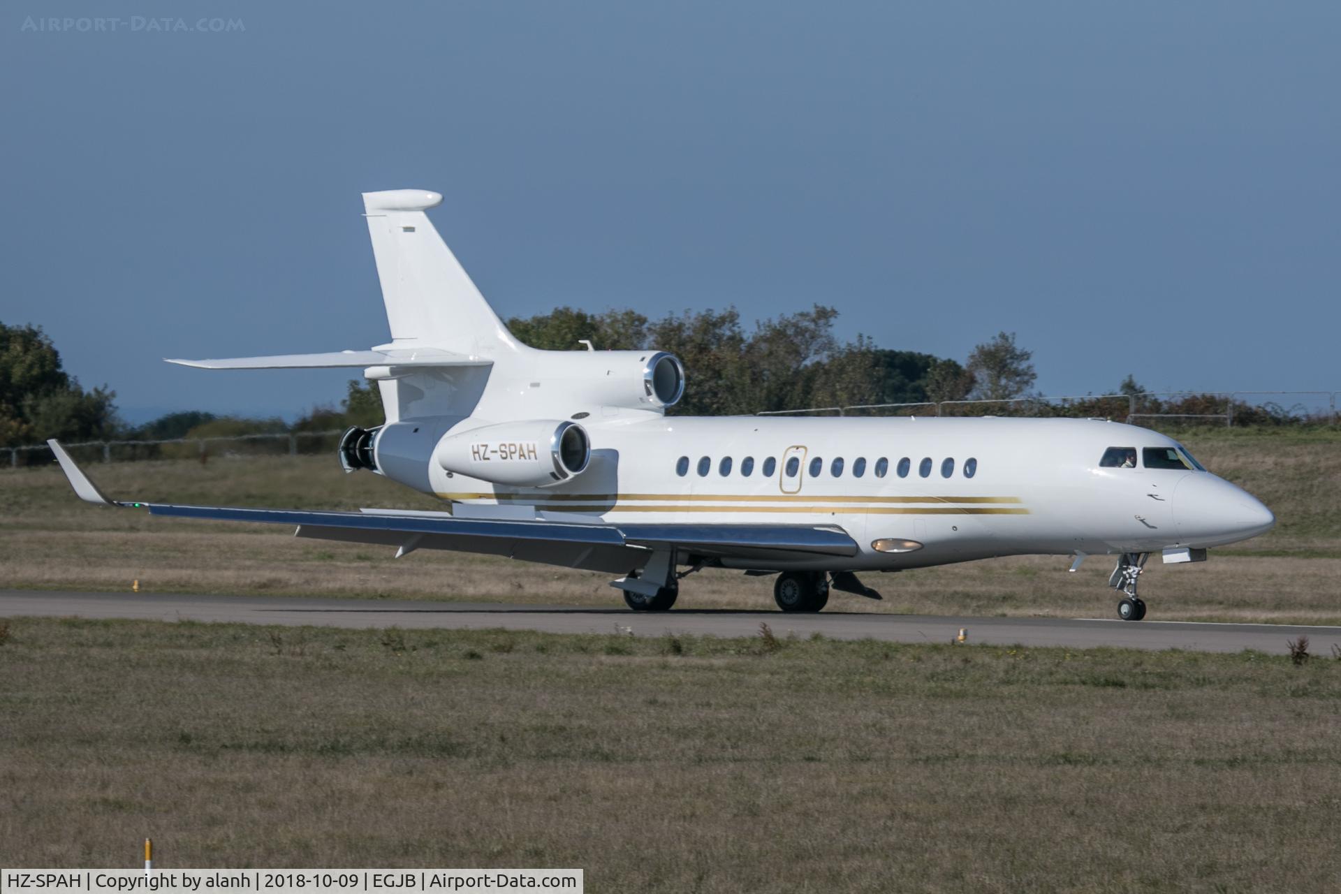 HZ-SPAH, 2010 Dassault Falcon 7X C/N 087, Rolling out after arrival at Guernsey from Geneva