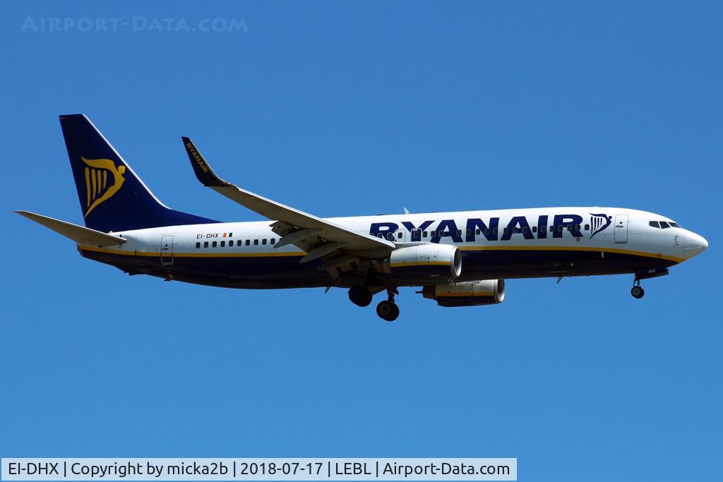 EI-DHX, 2005 Boeing 737-8AS C/N 33585, Landing