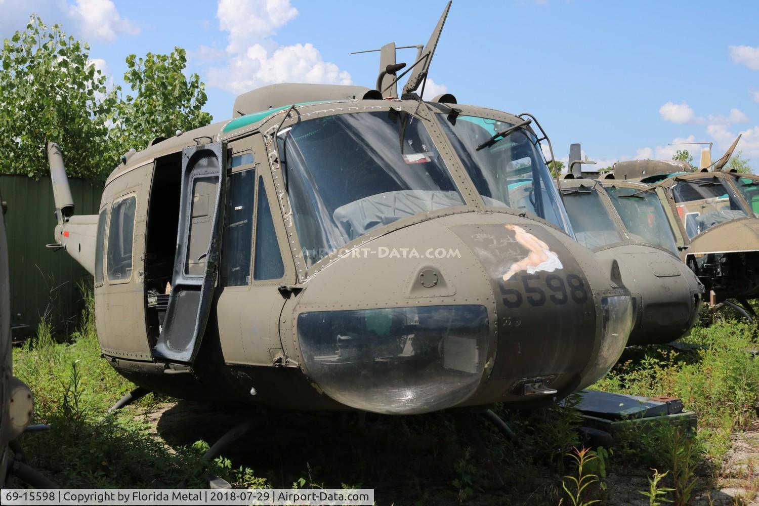 69-15598, 1969 Bell UH-1H Iroquois C/N 11886, UH-1H at Russell