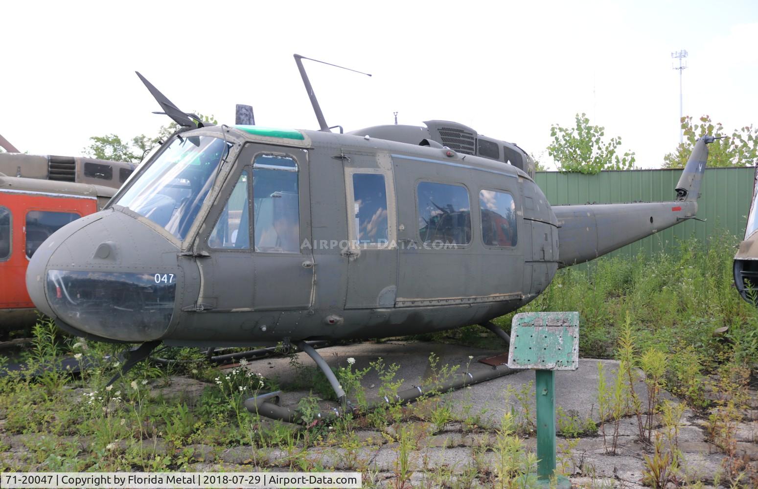 71-20047, 1971 Bell UH-1H Iroquois C/N 12871, UH-1H at Russell