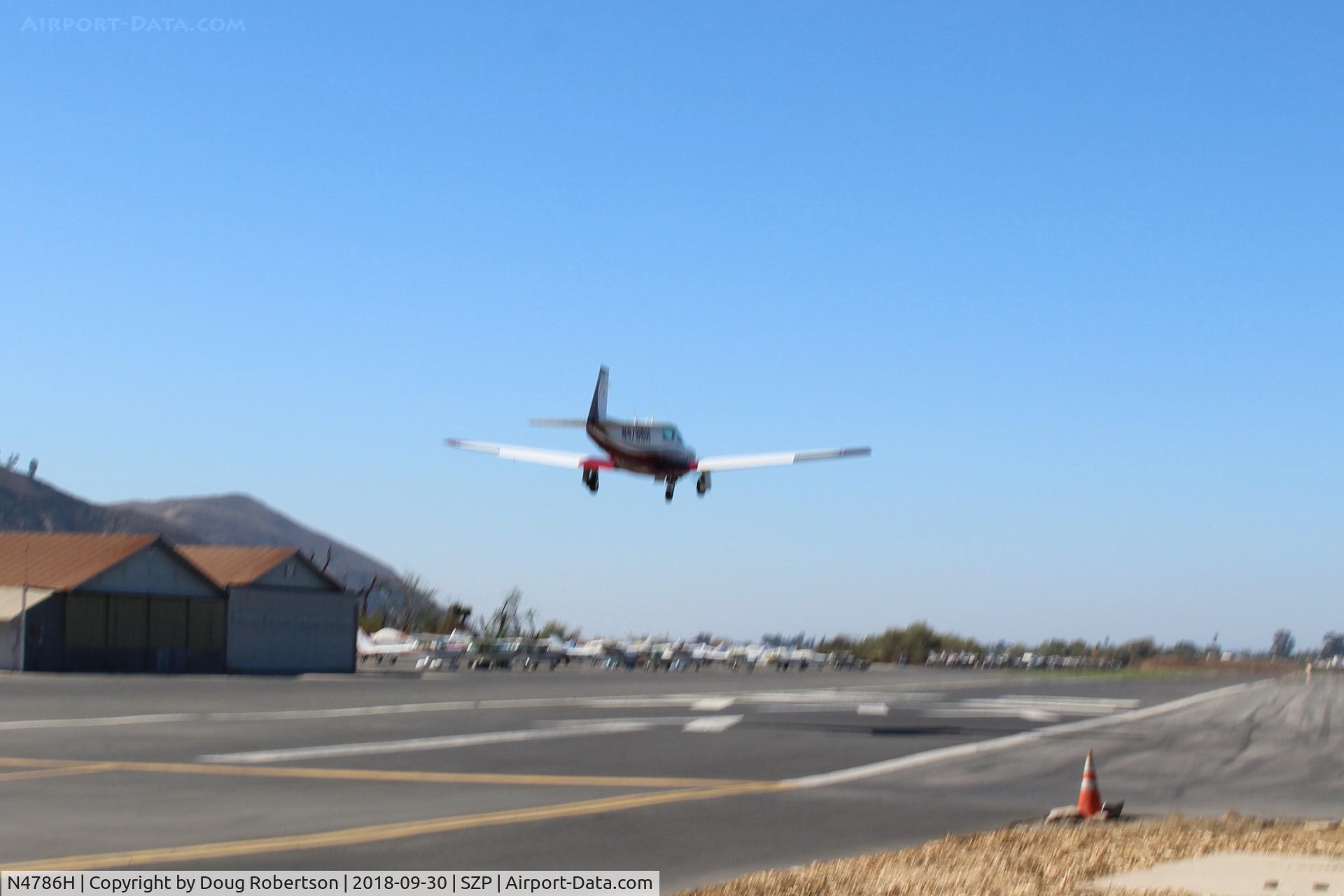 N4786H, 1979 Mooney M20J 201 C/N 24-0876, 1979 Mooney M20J 201, Lycoming IO-360 A&C 200 Hp, on final Rwy 22