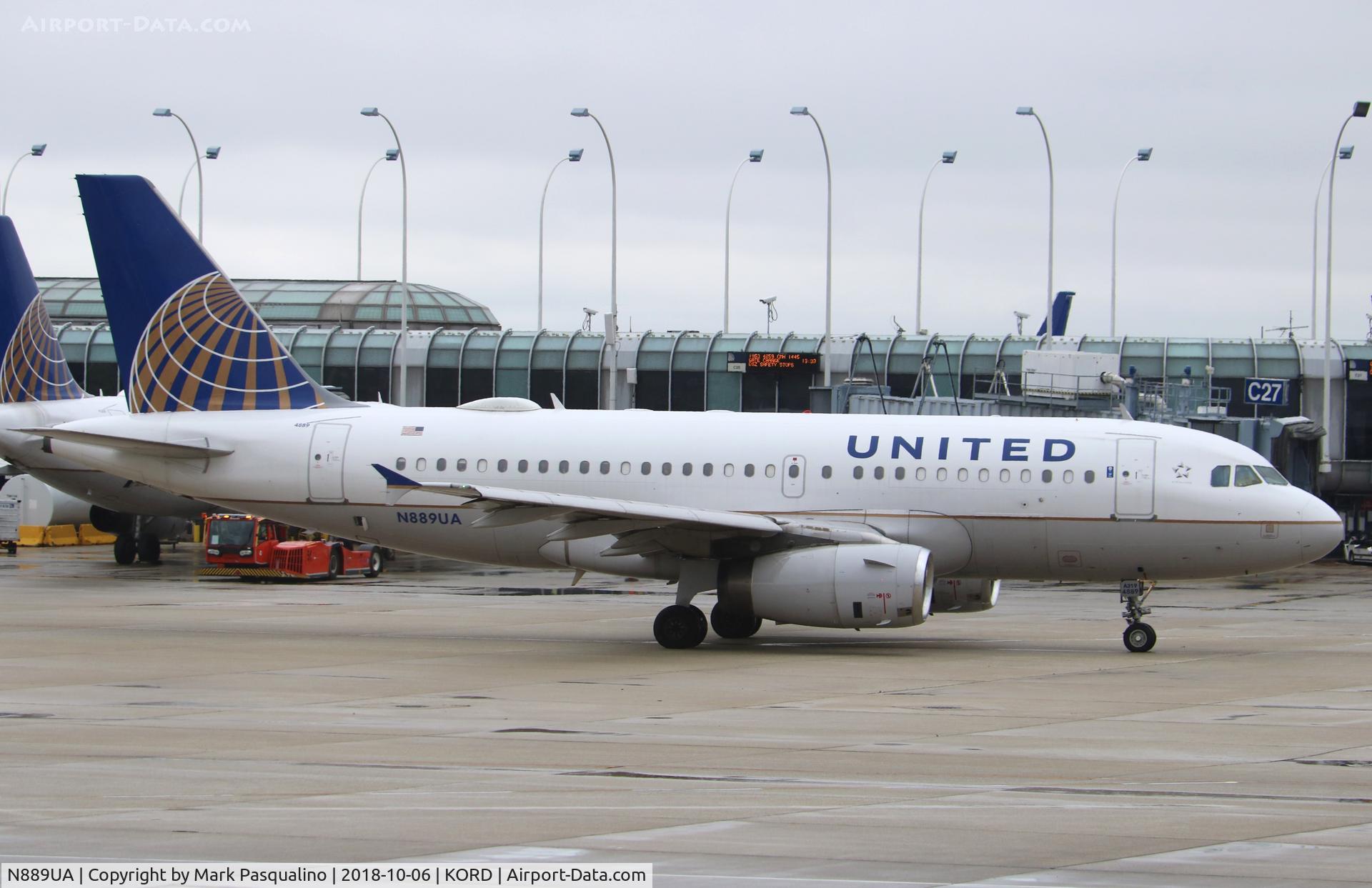 N889UA, 2005 Airbus A319-132 C/N 2667, Airbus A319-132