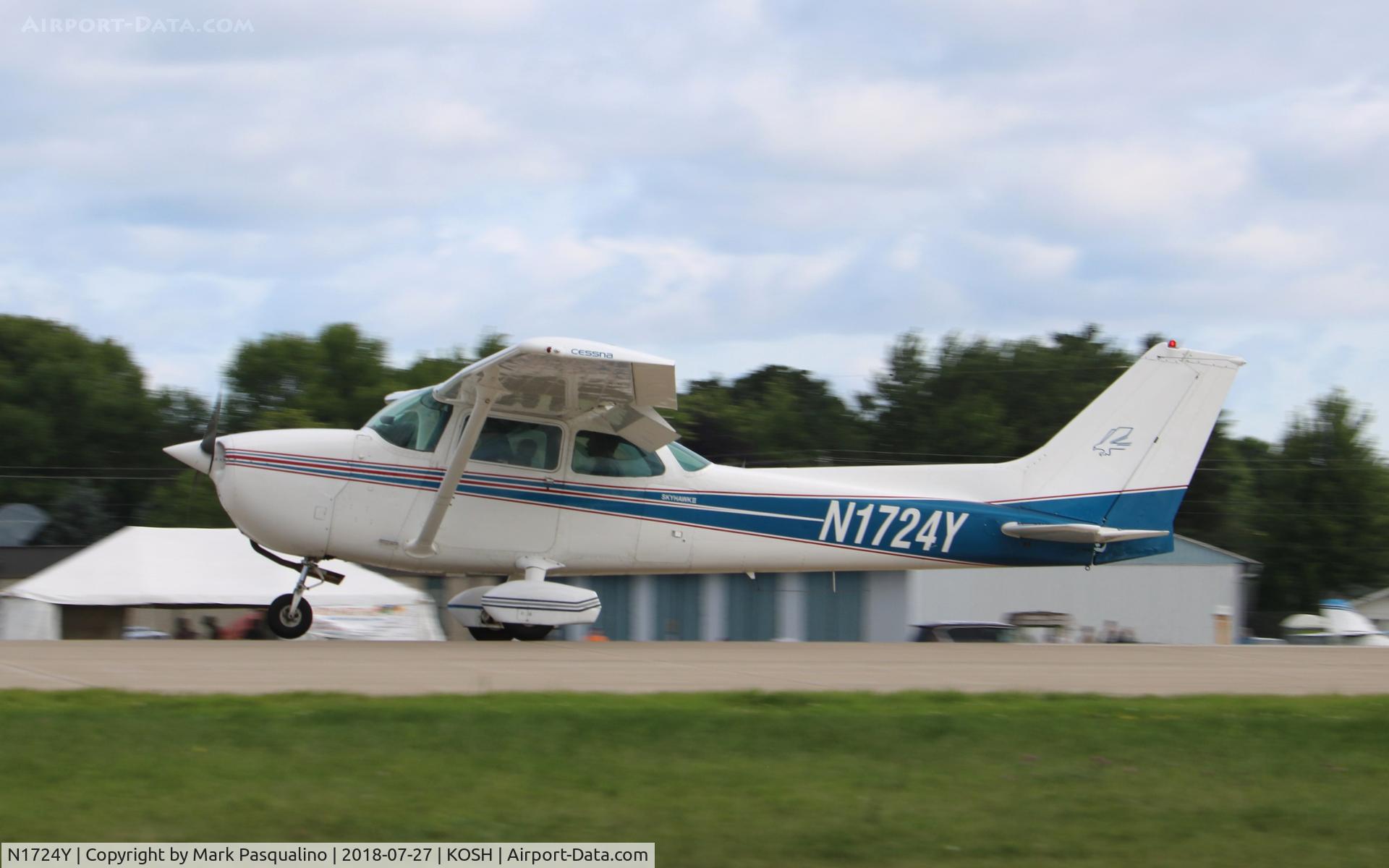 N1724Y, 1977 Cessna 172N Skyhawk C/N 17268676, Cessna 172N