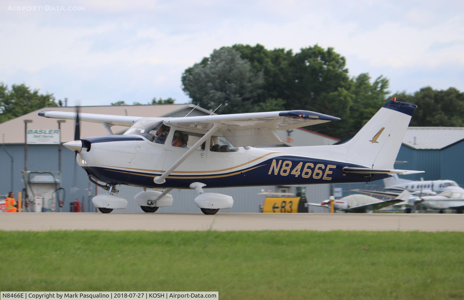 N8466E, Cessna 172N C/N 17272207, Cessna 172N
