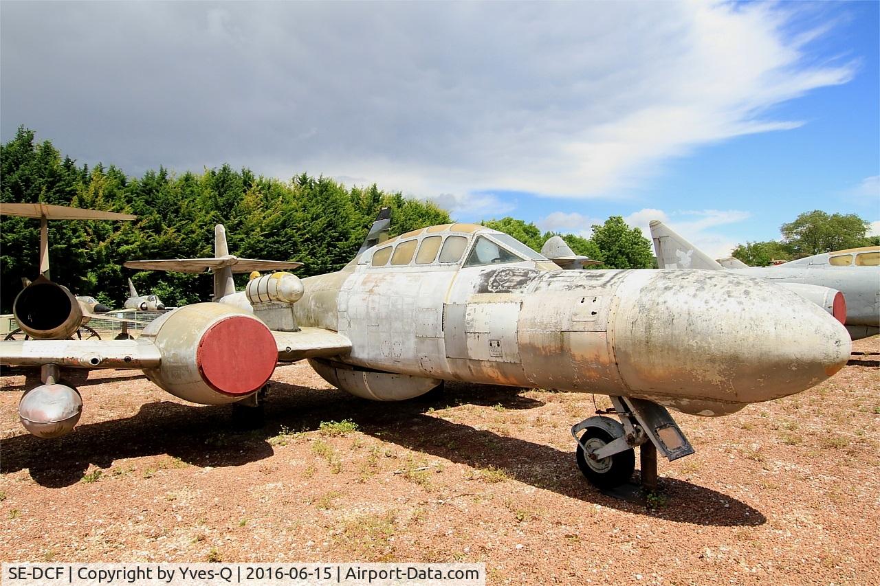 SE-DCF, 1953 Gloster Meteor TT.20 C/N AW5562, Gloster Meteor TT.20, Savigny-Les Beaune Museum