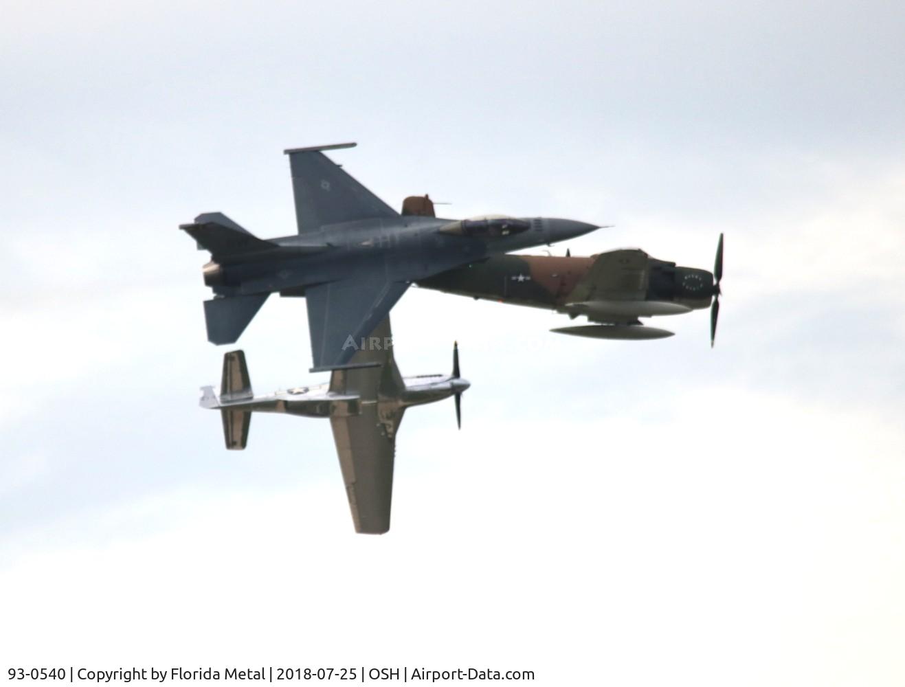 93-0540, 1993 Lockheed F-16C Fighting Falcon C/N CC-175, With Skyraider and P-51
