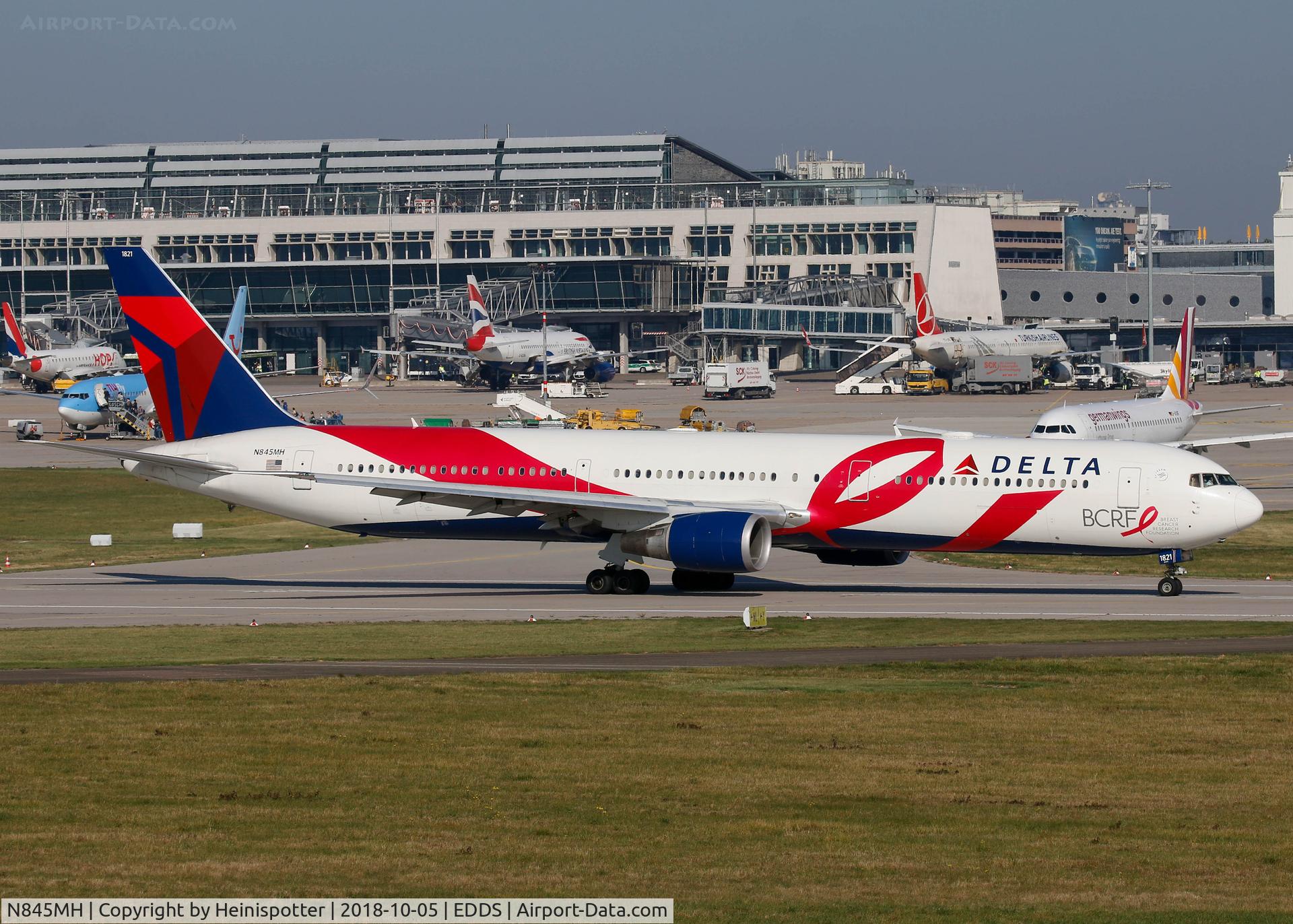 N845MH, 2002 Boeing 767-432/ER C/N 29719, N845MH (DL117) at Stuttgart Airport.