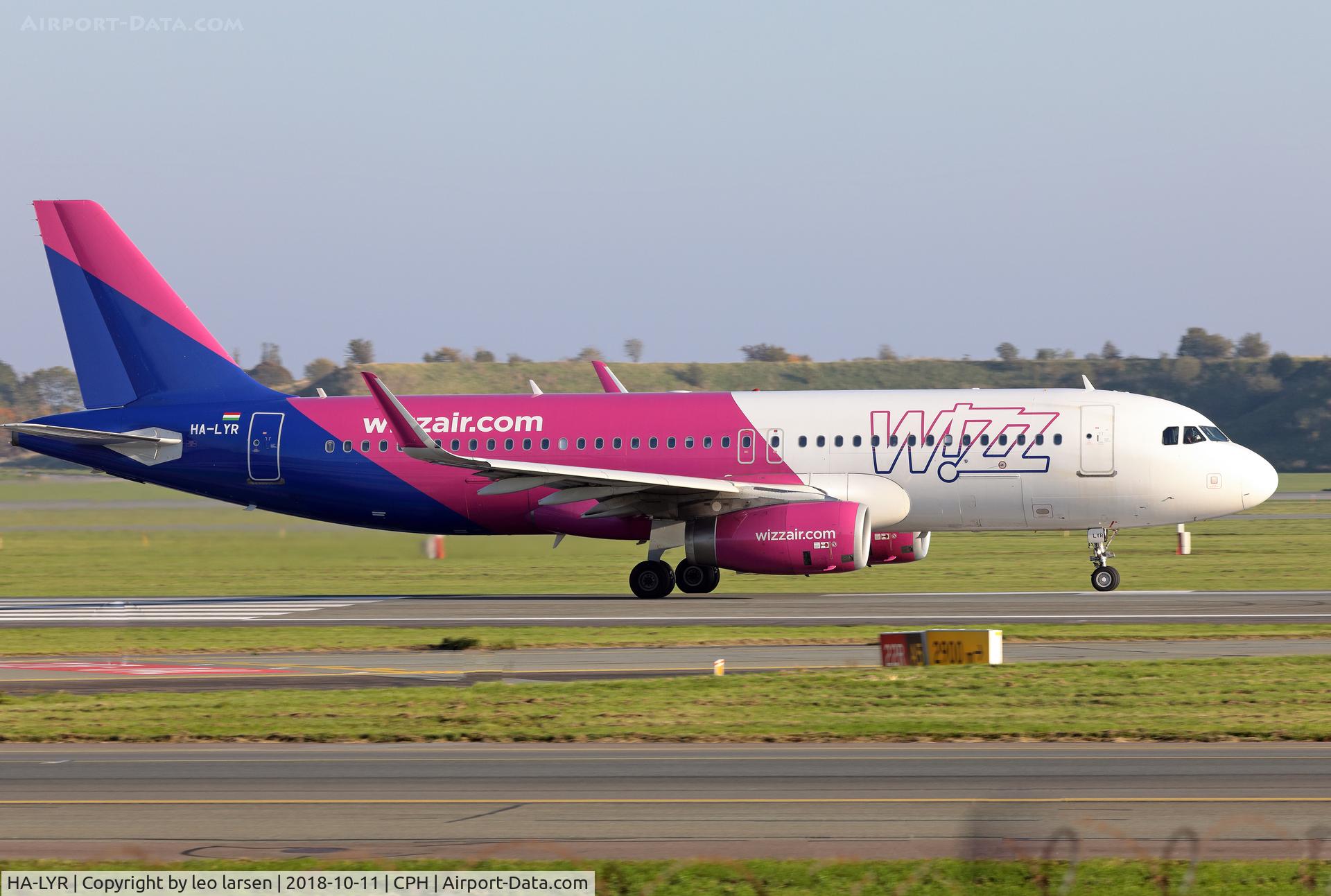 HA-LYR, 2015 Airbus A320-232 C/N 6631, Copenhagen 11.10.2018