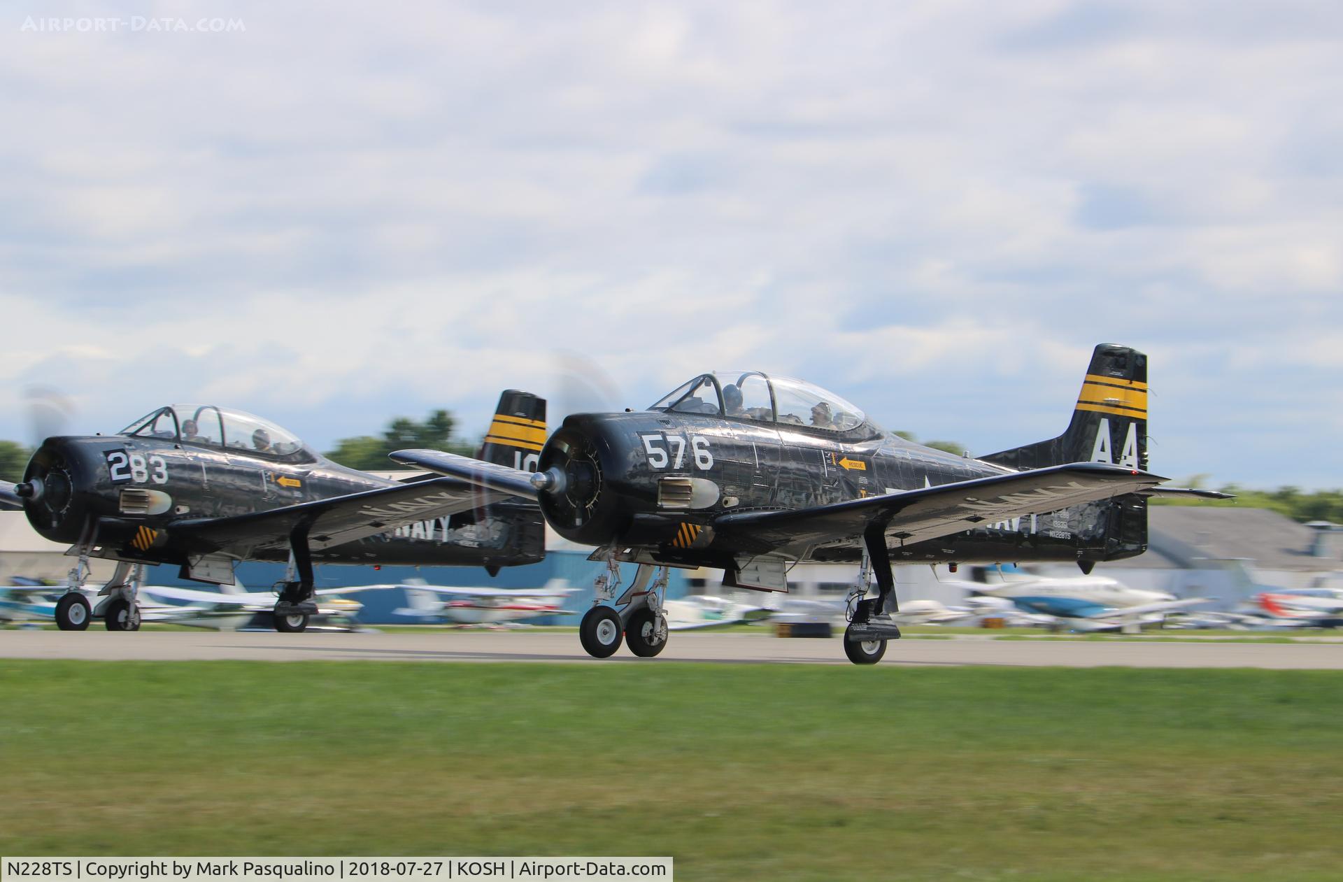 N228TS, 1954 North American T-28D Trojan C/N 200-422, North American T-28D
