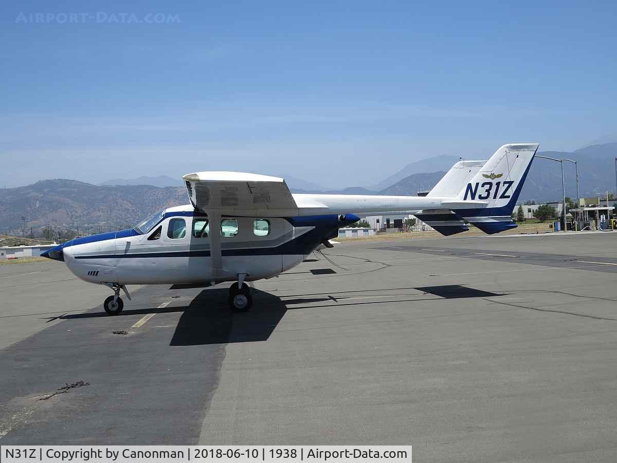 N31Z, 1973 Cessna T337G Turbo Super Skymaster C/N P3370028, Parked
