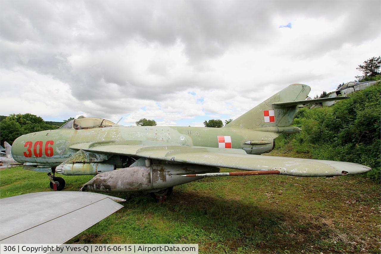 306, PZL-Mielec Lim-6bis C/N 1F-0306, PZL-Mielec Lim-6bis, Savigny-Les Beaune Museum