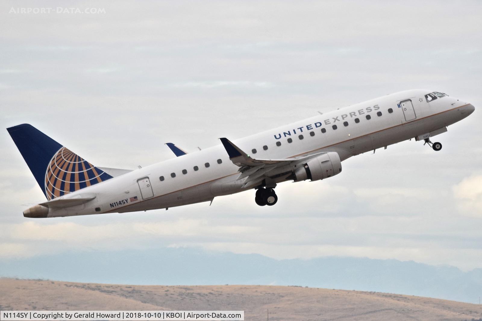 N114SY, 2014 Embraer 175LR (ERJ-170-200LR) C/N 17000410, Climb out from RWY 28R.