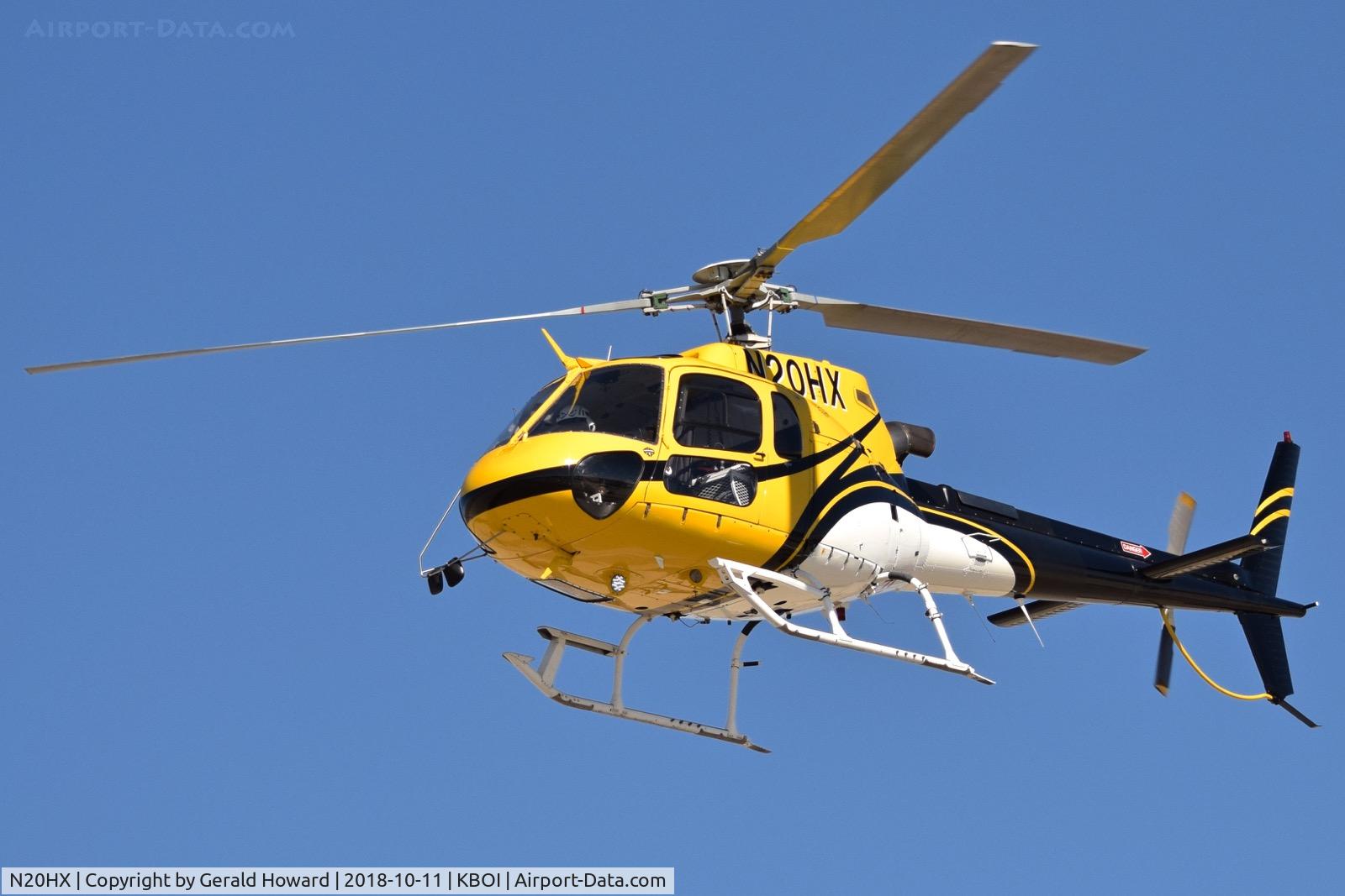 N20HX, 1999 Aerospatiale AS-350B-3 Ecureuil C/N 3193, Departing BOI.