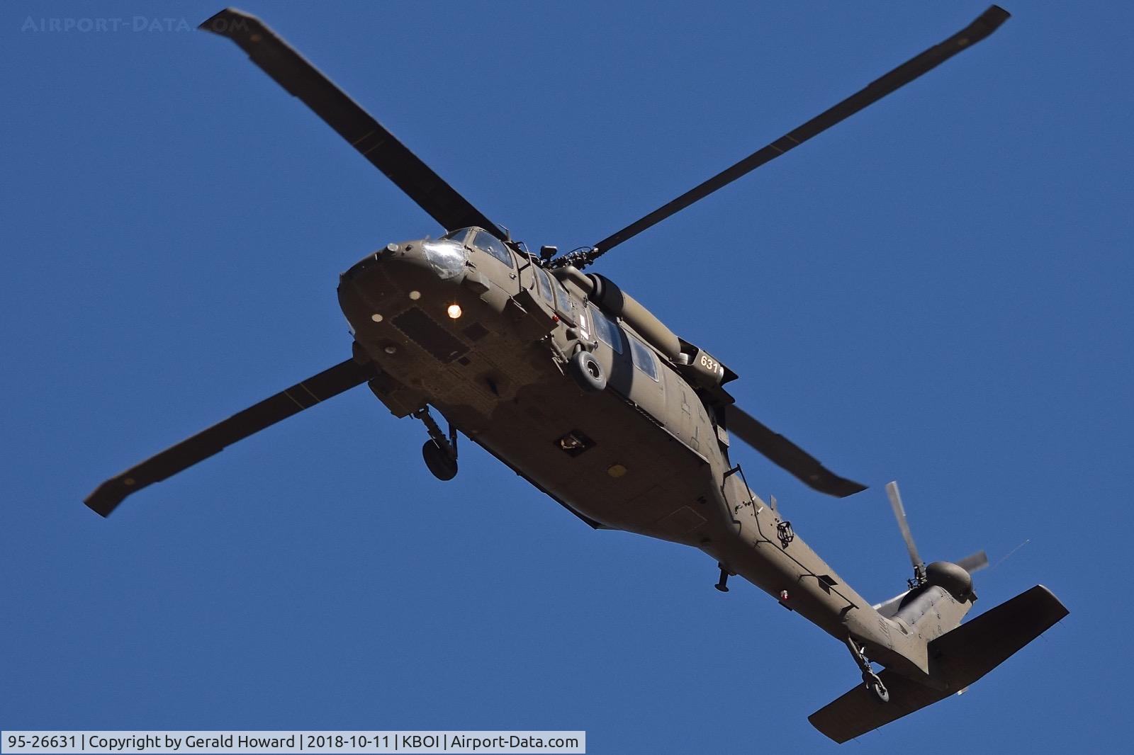 95-26631, 1993 Sikorsky UH-60L Black Hawk C/N unknown, Departing BOI.  1-183rd AVN BN, Idaho Army National Guard.
