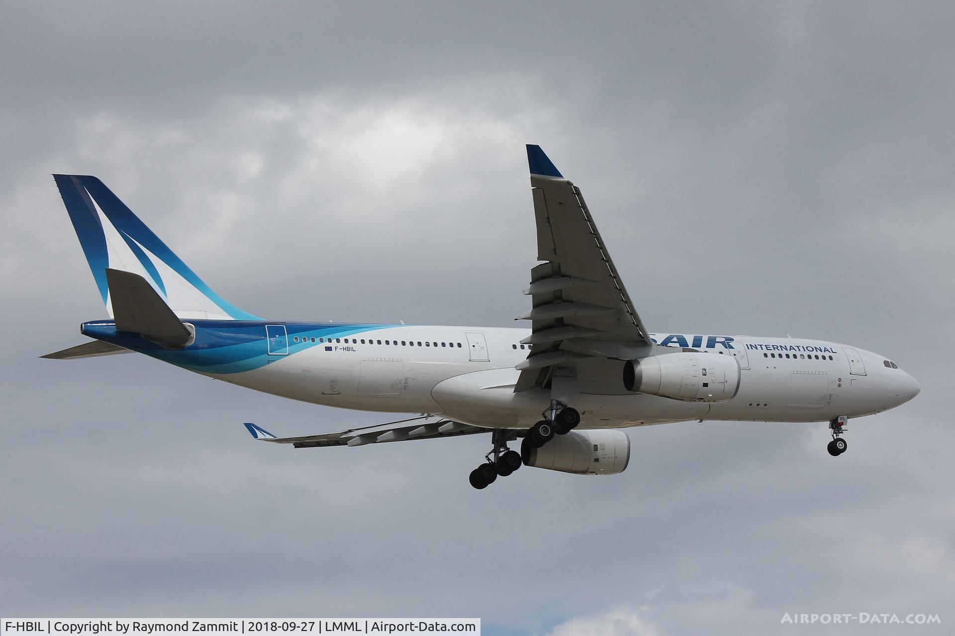 F-HBIL, 2000 Airbus A330-243 C/N 320, A330 F-HBIL Corsair