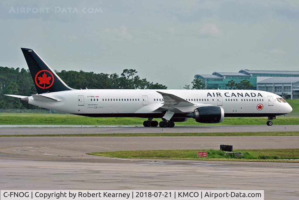 C-FNOG, 2015 Boeing 787-9 Dreamliner Dreamliner C/N 35266, Taxiing out for departure