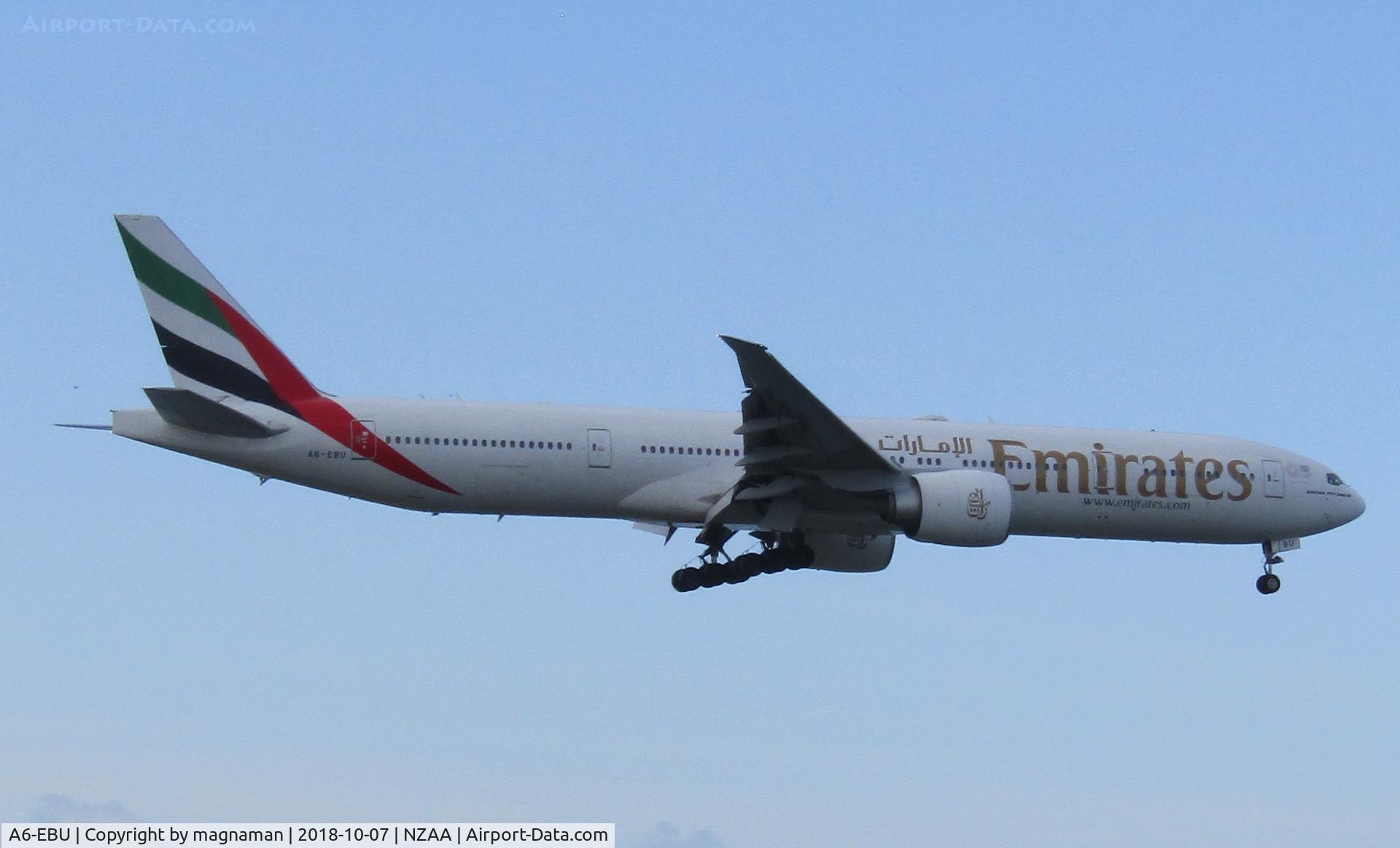 A6-EBU, 2006 Boeing 777-31H/ER C/N 34484, landing at AKL
