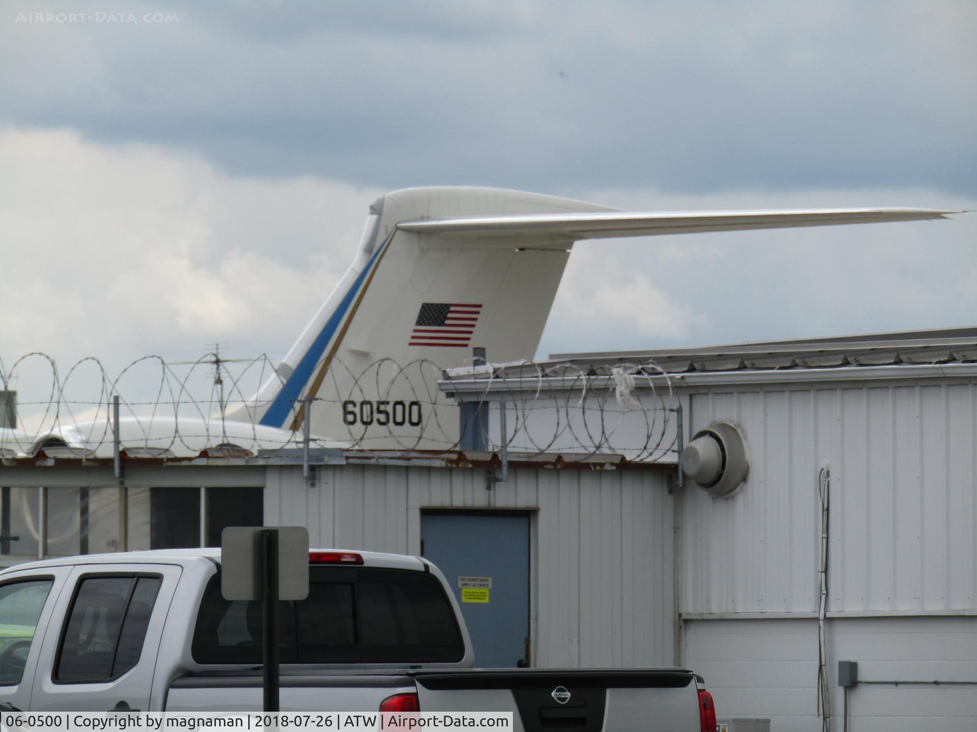 06-0500, 2007 Gulfstream C-37B (GV-SP) C/N 5152, just visible from car park