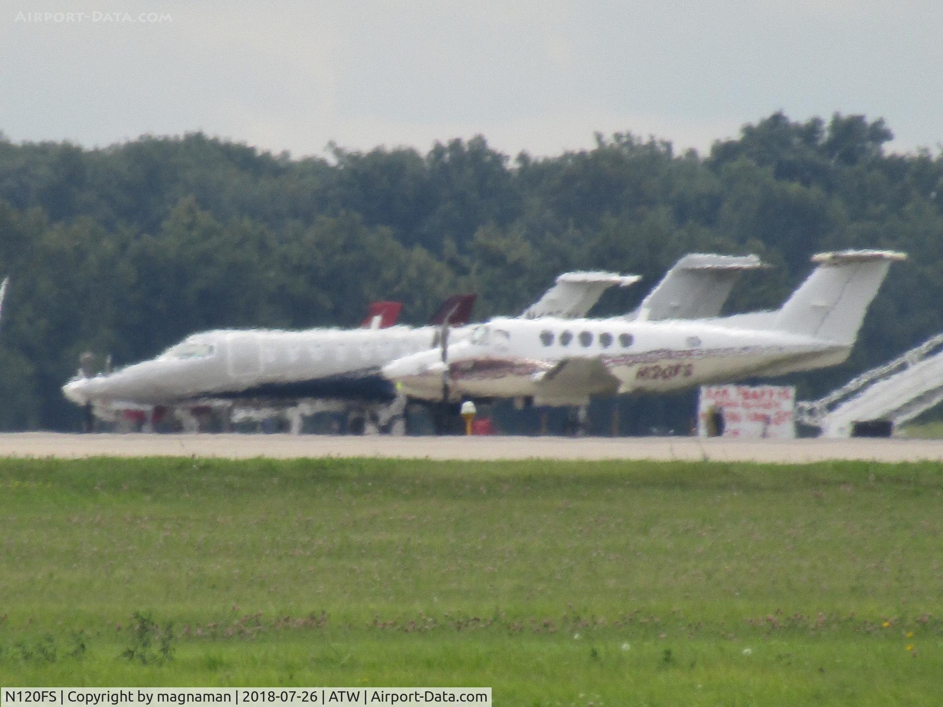 N120FS, Raytheon Aircraft Company B200 C/N BB-1843, long range shot!!!