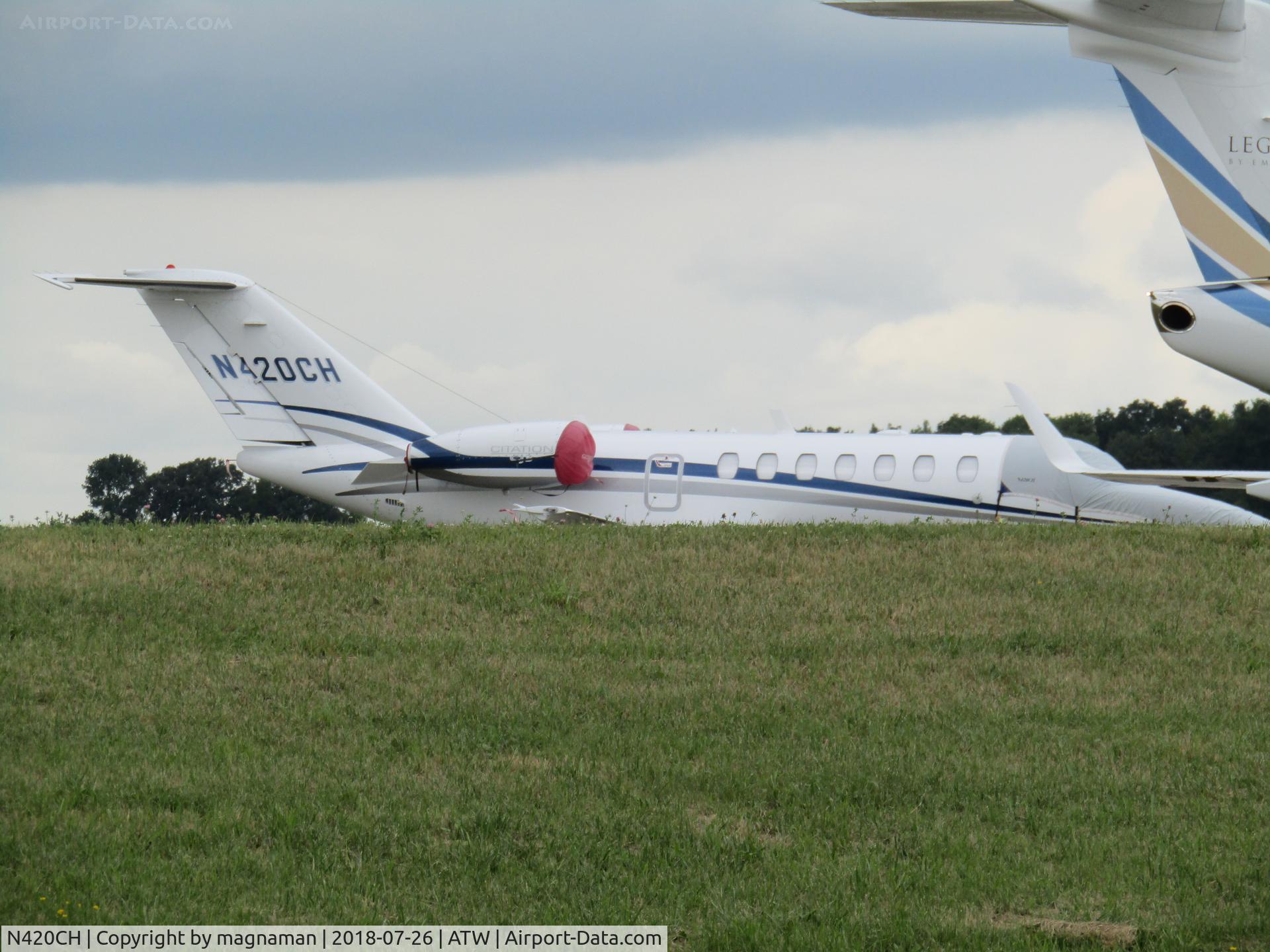 N420CH, 2007 Cessna 525B CitationJet Cj3 C/N 525B0151, on biz ramp at appleton