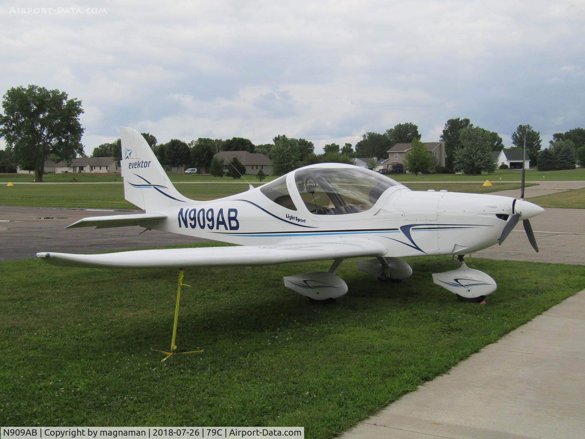 N909AB, 2013 Evektor-Aerotechnik Harmony LSA C/N 2013-1614, nice homebuilt