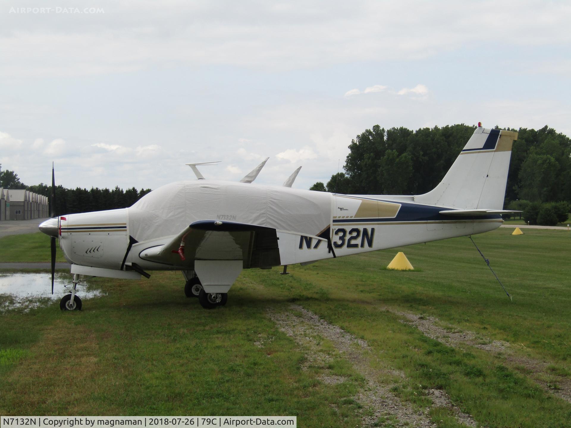 N7132N, 1967 Beech E33 Bonanza C/N CD-1136, at brennand