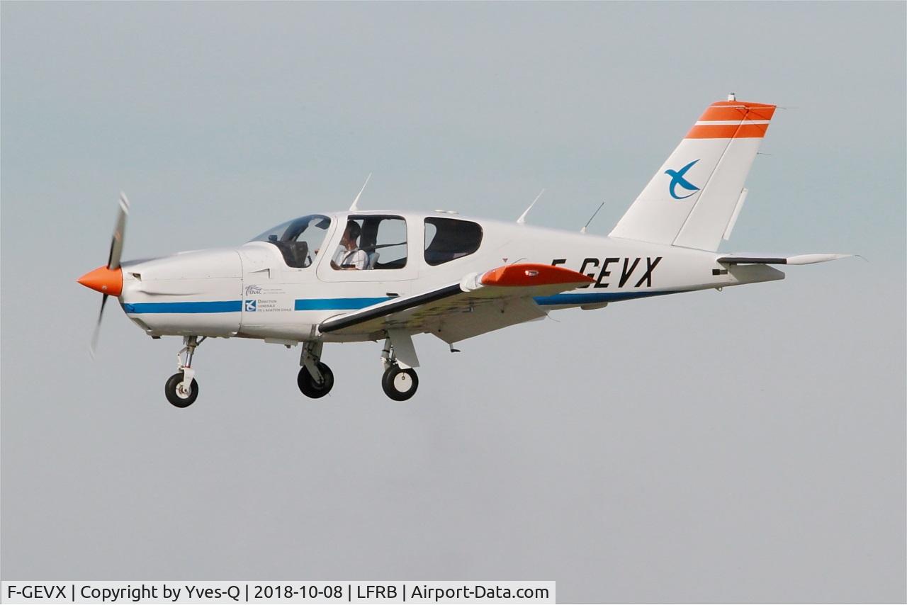 F-GEVX, Socata TB-20 C/N 802, Socata TB-20, On final rwy 25L, Brest-Bretagne airport (LFRB-BES)