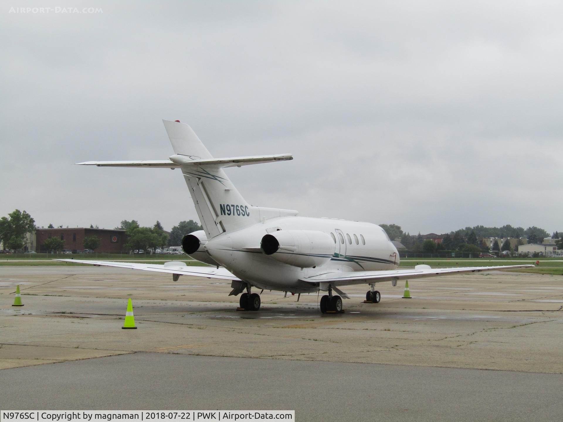 N976SC, 1989 British Aerospace BAe.125-800A C/N NA0435, on grey day at chicago
