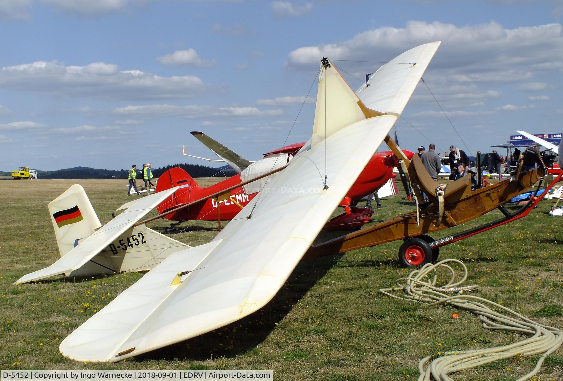 D-5452, 1954 Schulgleiter 38 SG 38 C/N 2, Schulgleiter SG 38 at the 2018 Flugplatzfest Wershofen