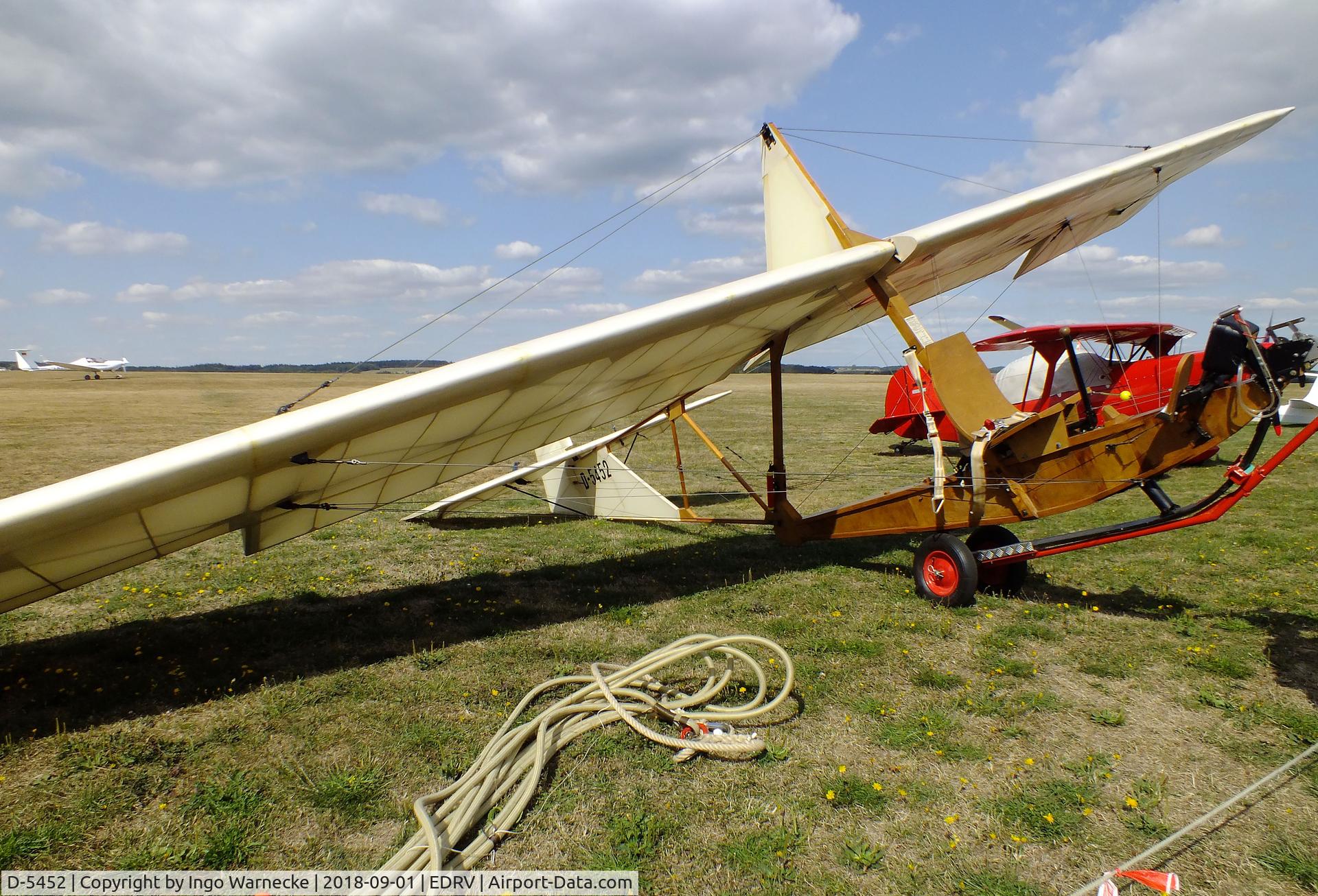 D-5452, 1954 Schulgleiter 38 SG 38 C/N 2, Schulgleiter SG 38 at the 2018 Flugplatzfest Wershofen