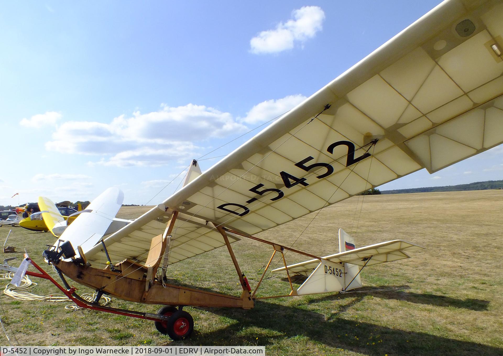 D-5452, 1954 Schulgleiter 38 SG 38 C/N 2, Schulgleiter SG 38 at the 2018 Flugplatzfest Wershofen