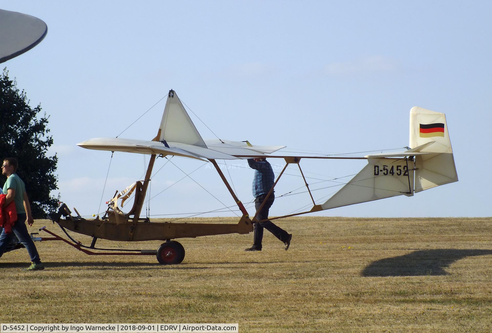 D-5452, 1954 Schulgleiter 38 SG 38 C/N 2, Schulgleiter SG 38 at the 2018 Flugplatzfest Wershofen
