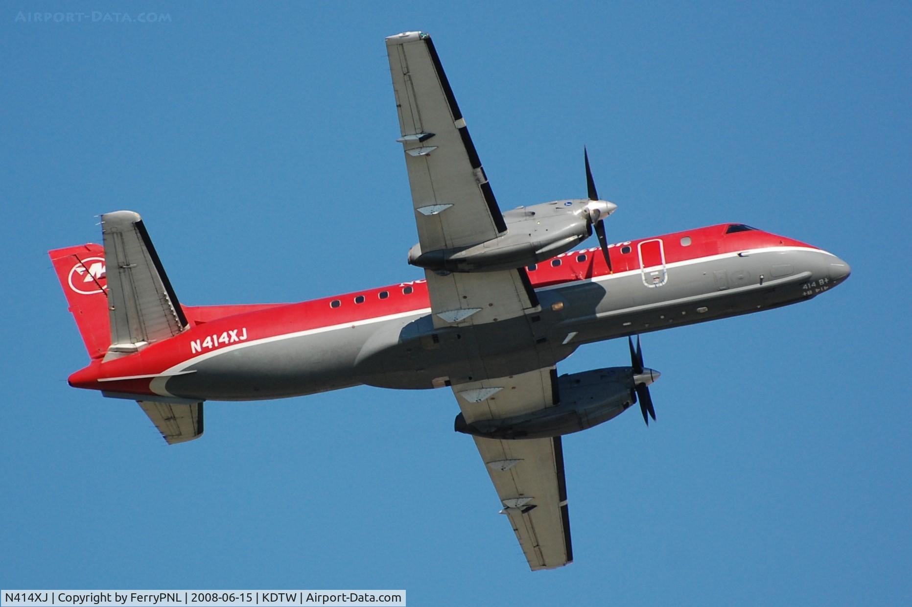 N414XJ, 1997 Saab 340B C/N 340B-414, SF340 taking-off.