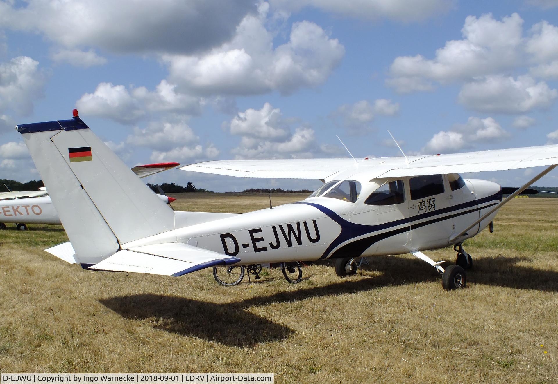 D-EJWU, Reims F172H Skyhawk Skyhawk C/N 0417, Cessna (Reims) F172H Skyhawk at the 2018 Flugplatzfest Wershofen