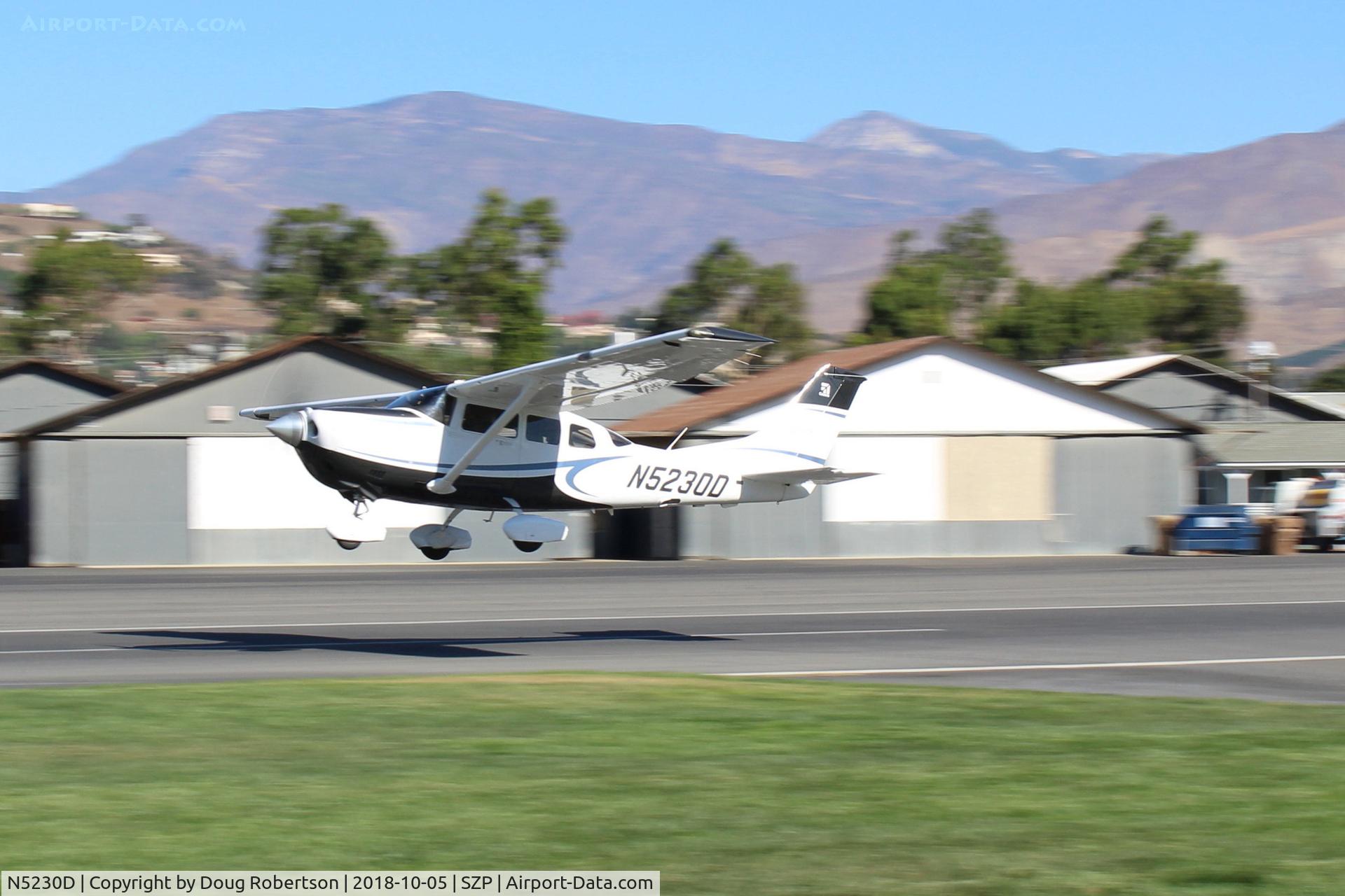 N5230D, 1979 Cessna 172N C/N 17272460, Cessna T206H TURBO STATIONAIR 6, Continental TSIO-520-R 310 Hp, takeoff climb Rwy 22